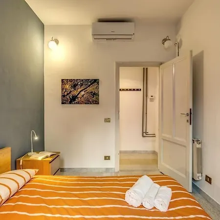 Lejlighed Monti Coliseum 2nd Floor 3 Bedroom Rom