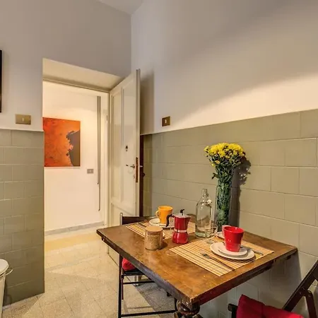 Monti Coliseum 2nd Floor 3 Bedroom Lejlighed Rom