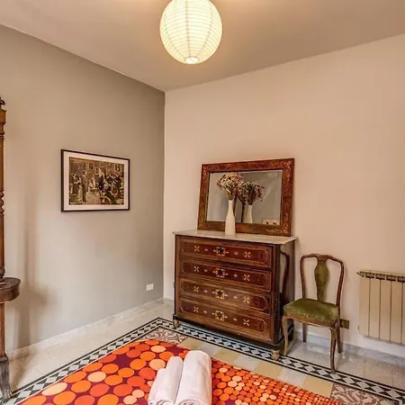 Monti Coliseum 2nd Floor 3 Bedroom Lejlighed Rom