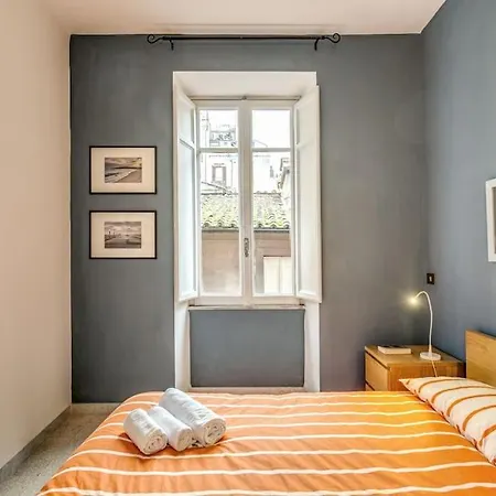 Monti Coliseum 2nd Floor 3 Bedroom Lejlighed *