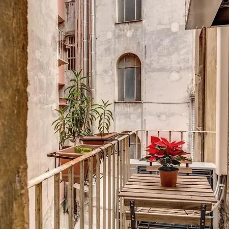 Lejlighed Monti Coliseum 2nd Floor 3 Bedroom Rom